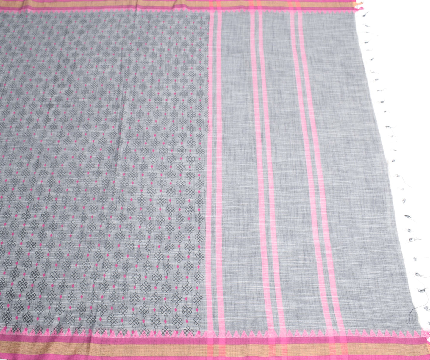 Sushila Vintage Gray Scrap Saree Printed & Woven Pure Cotton 6 Yards Sari Fabric