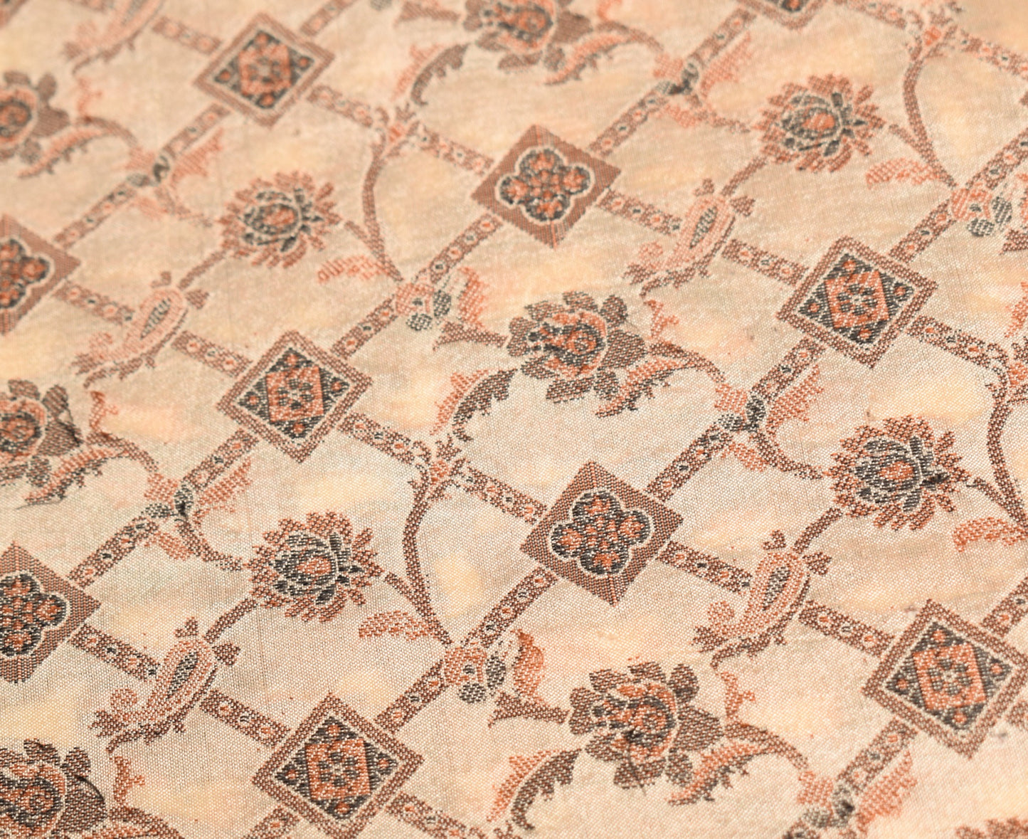 Sushila Vintage All Over Woven Scrap Saree Art Silk Floral Sari 5Yd Craft Fabric