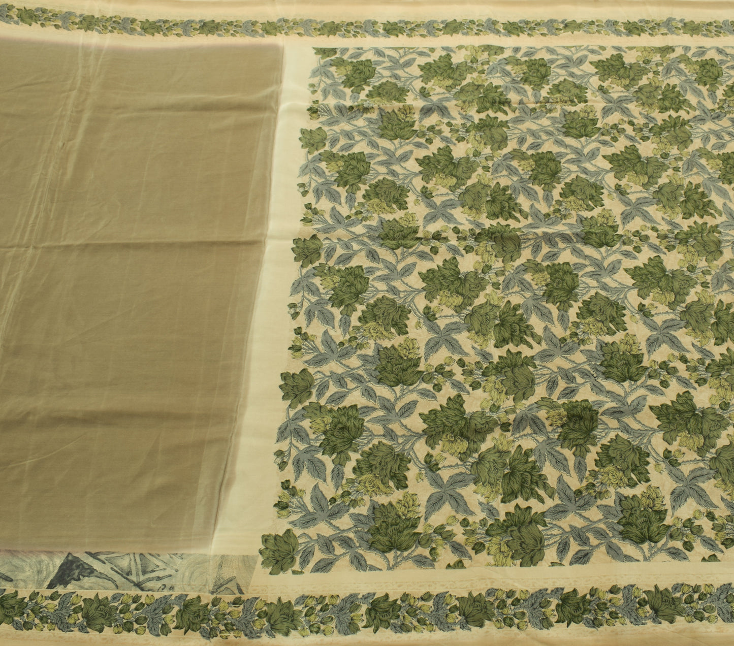 Sushila Vintage Green Scrap Saree Pure Crepe Silk Printed Floral Sari Fabric