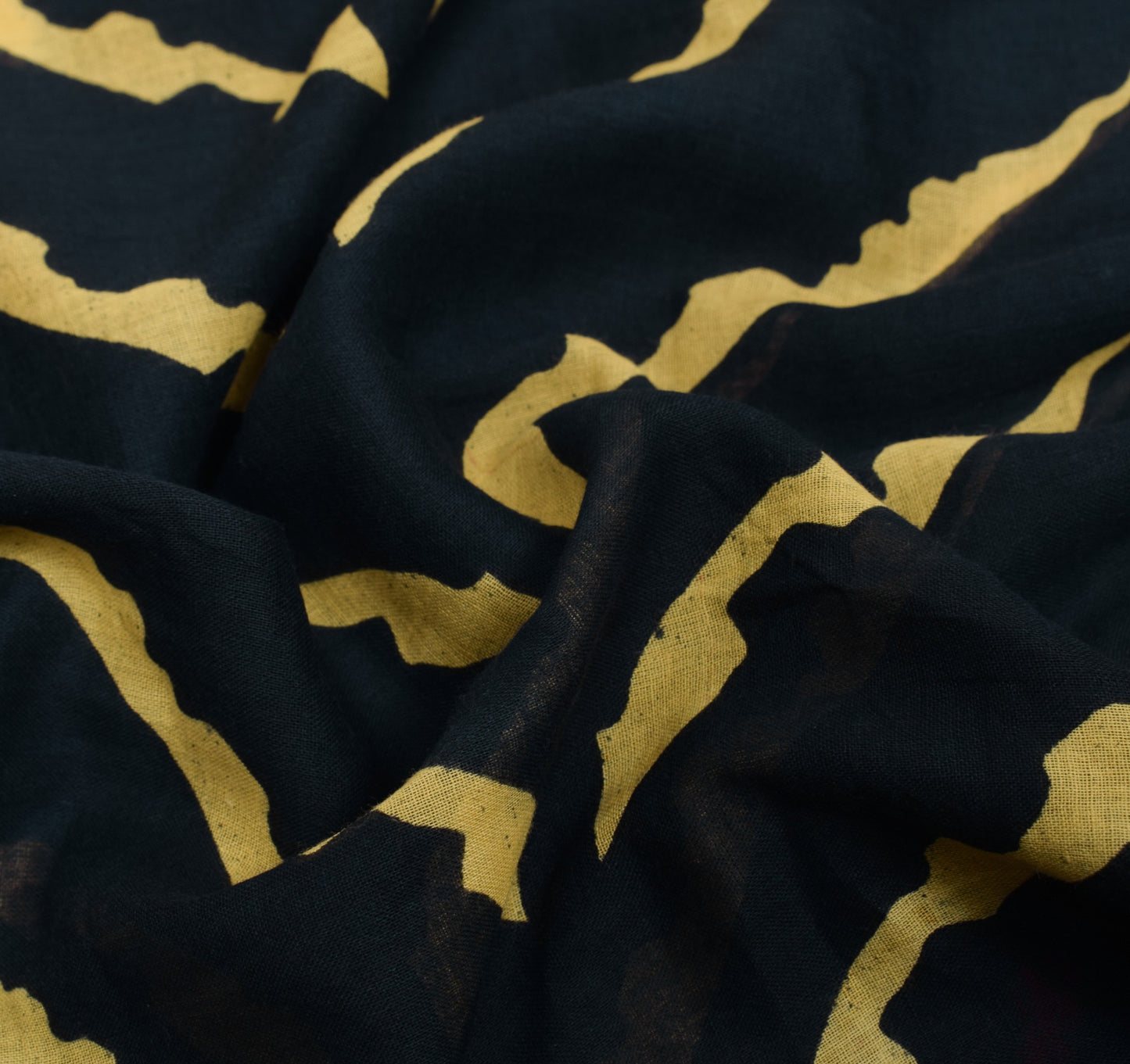 Sushila Vintage Black Scrap Saree 100% Pure Cotton Printed Abstract Sari Fabric