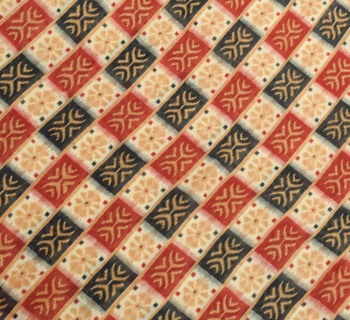 Sushila Vintage Scrap Saree Pure Cotton Check Printed Woven Border Sari Fabric