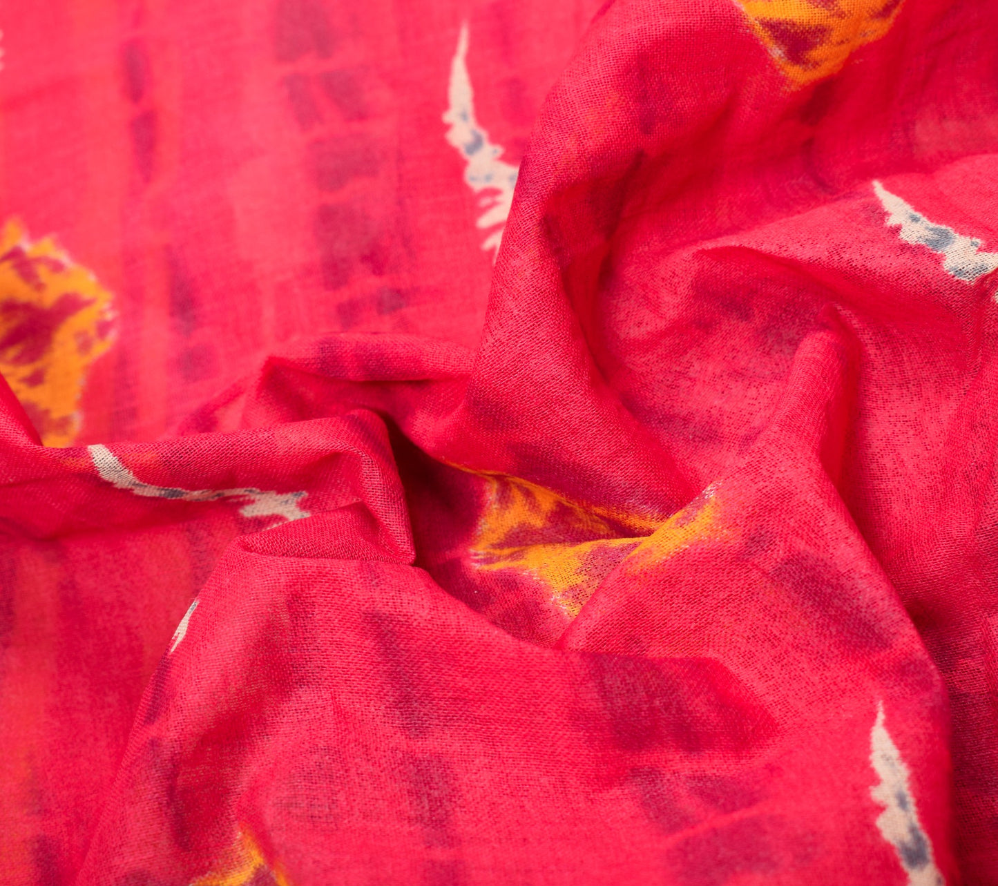 Sushila Vintage Magenta Scrap Saree Pure Cotton Printed Sari Indian Craft Fabric