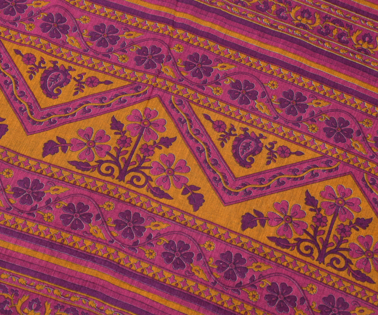 Sushila Vintage Magenta Scrap Saree Pure Cotton Printed Paisley Sari 5 YD Fabric