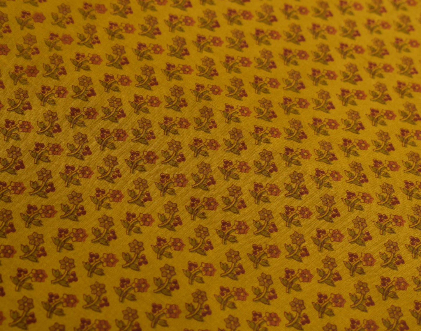 Sushila Vintage Green Floral Scrap Saree Pure Cotton Printed Remnant Sari Fabric