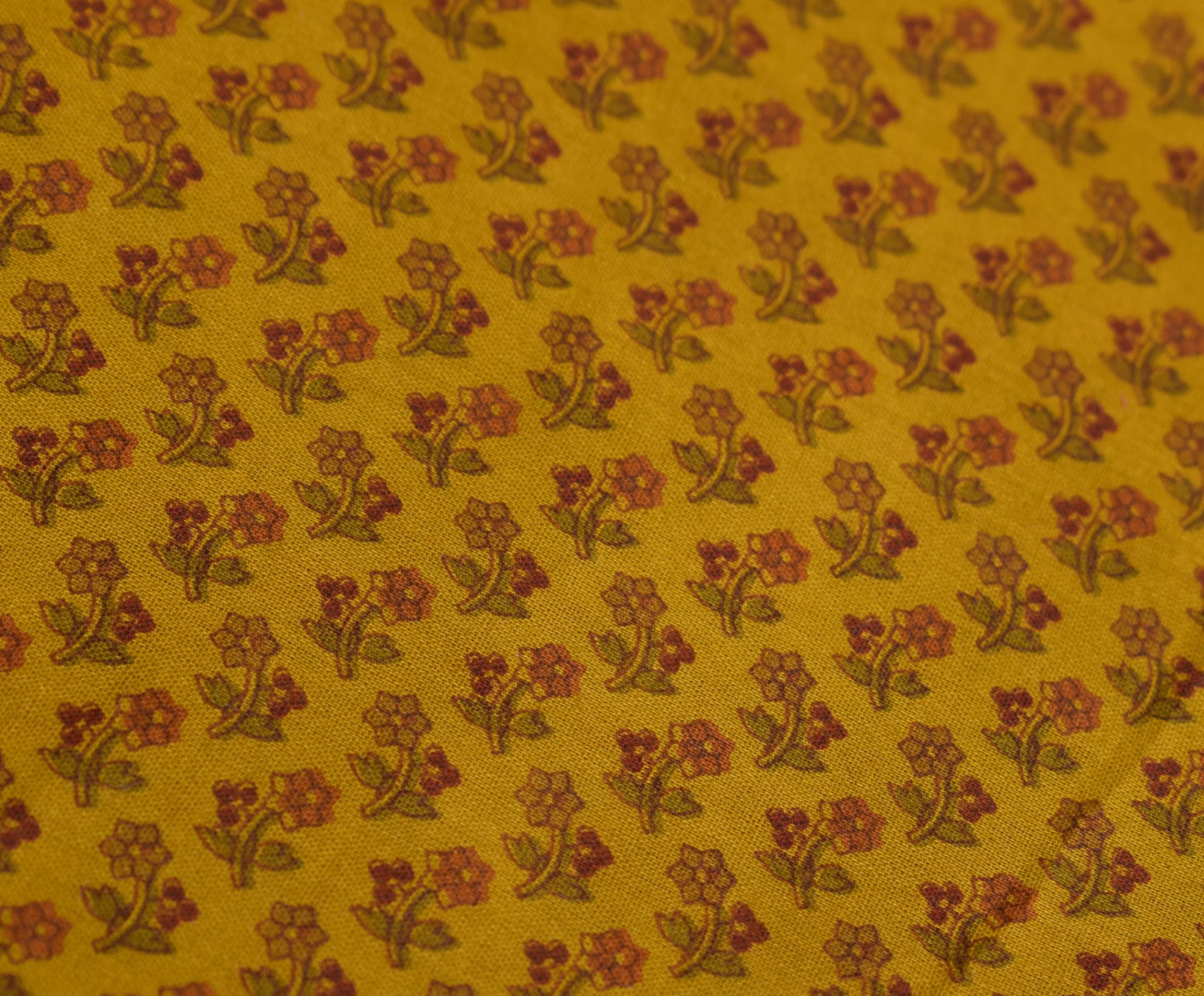 Sushila Vintage Green Floral Scrap Saree Pure Cotton Printed Remnant Sari Fabric
