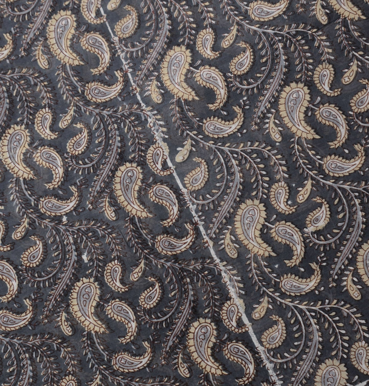 Sushila Vintage Gray Scrap Saree Pure Cotton Paisley Printed Sari Craft Fabric