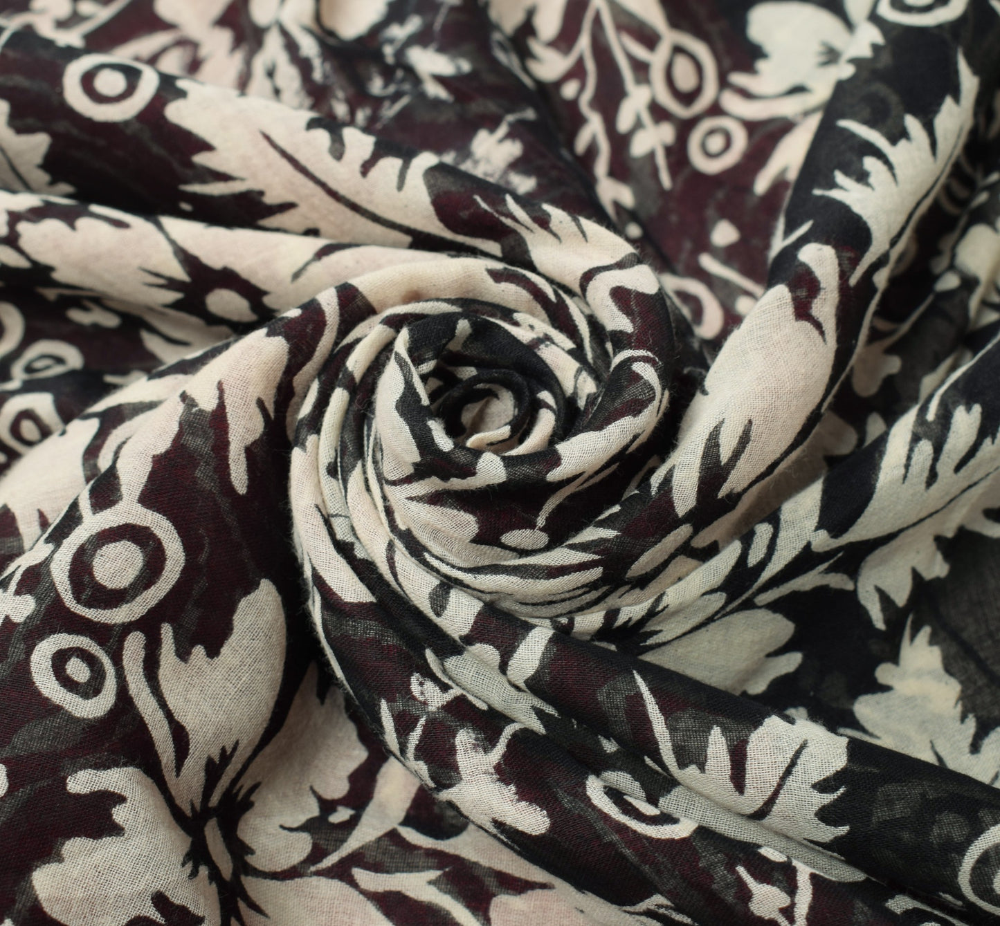Sushila Vintage Black Floral Scrap Saree Pure Cotton Printed Indian Sari Fabric