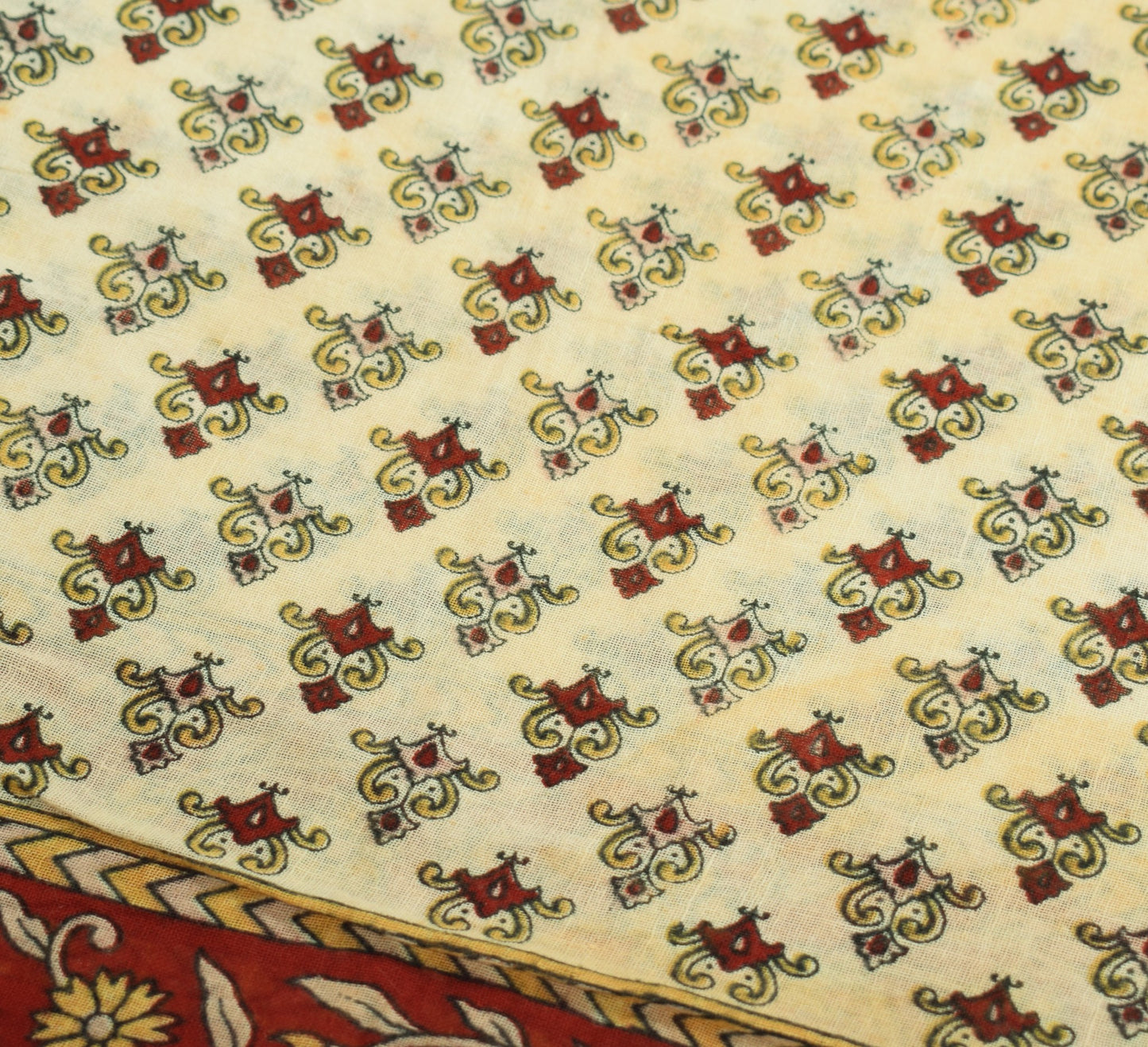 Sushila Vintage Cream Floral Scrap Saree Pure Cotton Printed Sari Craft Fabric