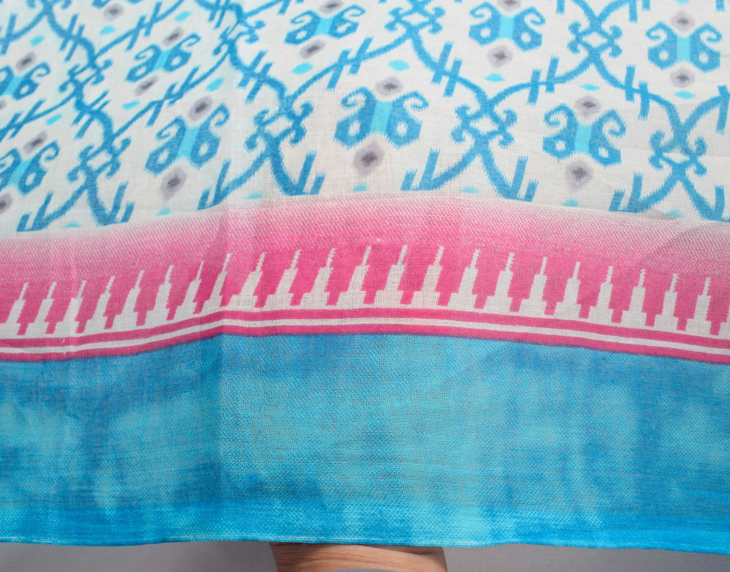 Sushila Vintage White Scrap Saree Pure Cotton Paisley Printed Sari Craft Fabric