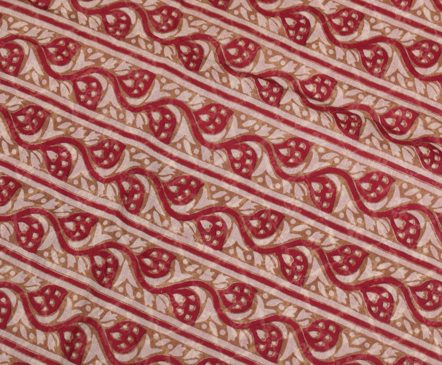 Sushila Vintage Red Floral Scrap Saree Pure Cotton Printed Sari Remnant Fabric