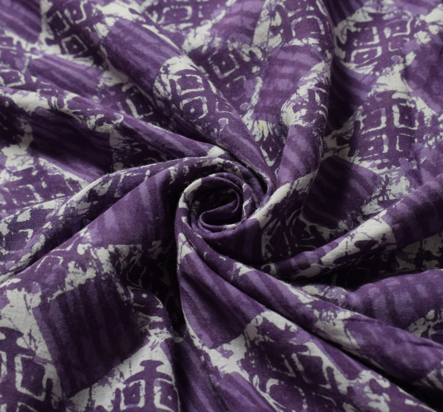 Sushila Vintage Purple Scrap Saree Geometric Pure Cotton Printed Sari Fabric