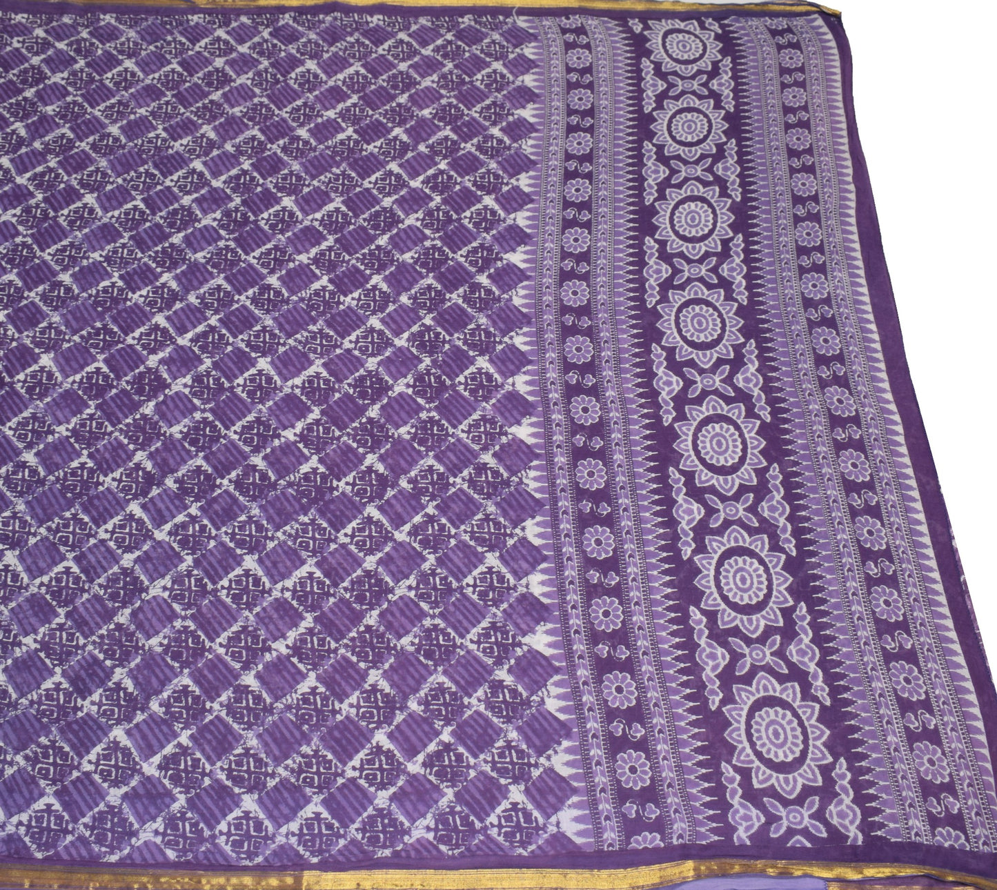 Sushila Vintage Purple Scrap Saree Geometric Pure Cotton Printed Sari Fabric