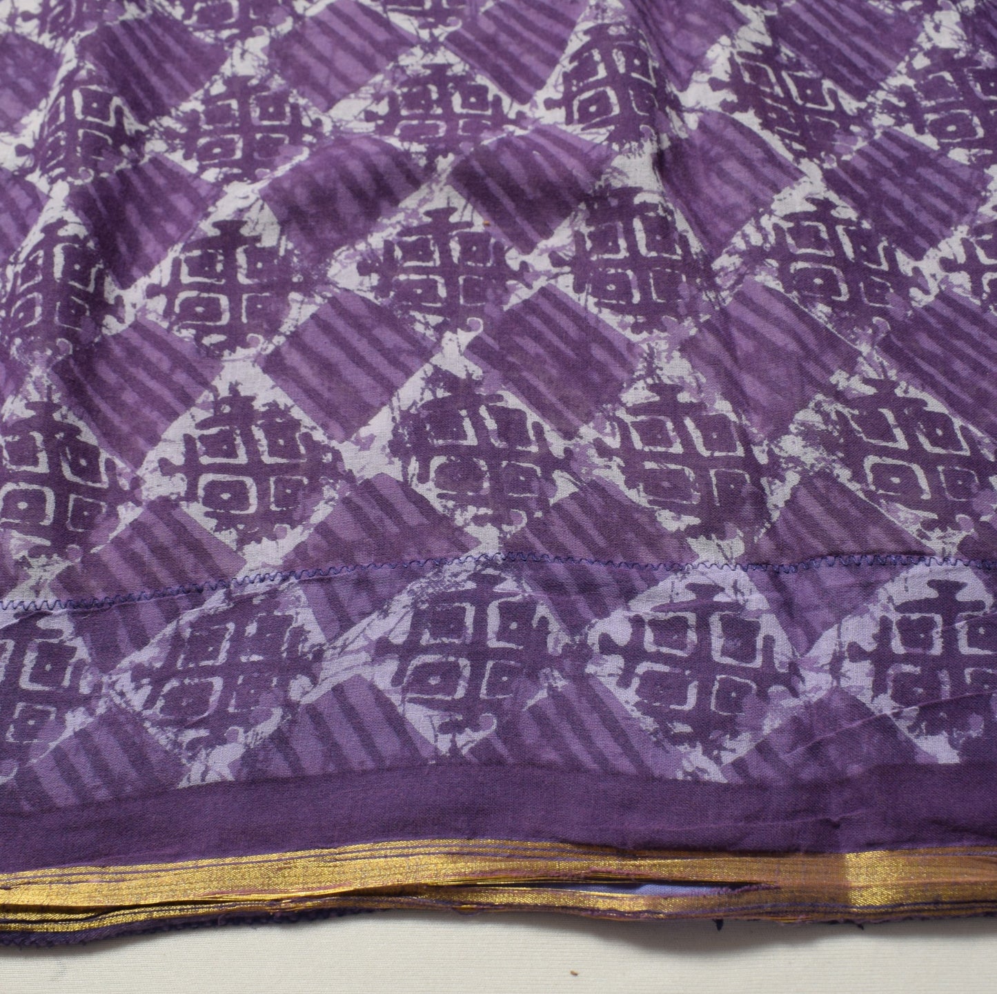 Sushila Vintage Purple Scrap Saree Geometric Pure Cotton Printed Sari Fabric