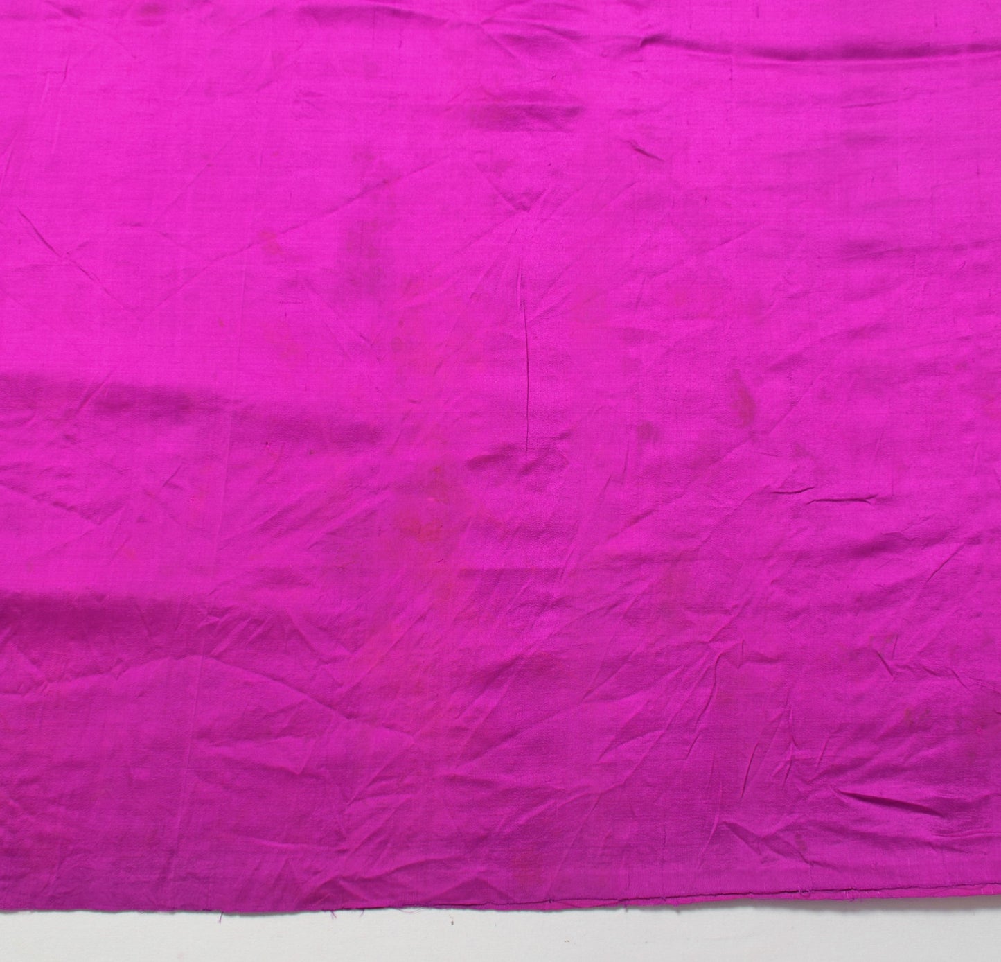 Sushila Vintage Pure Silk Sari Remnant Scrap Magenta Multi-Purpose Craft Fabric