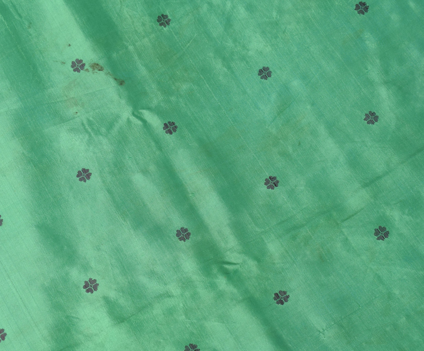 Sushila Vintage PureSilk Sari Remnant Scrap Aqua Green Floral Woven Craft Fabric