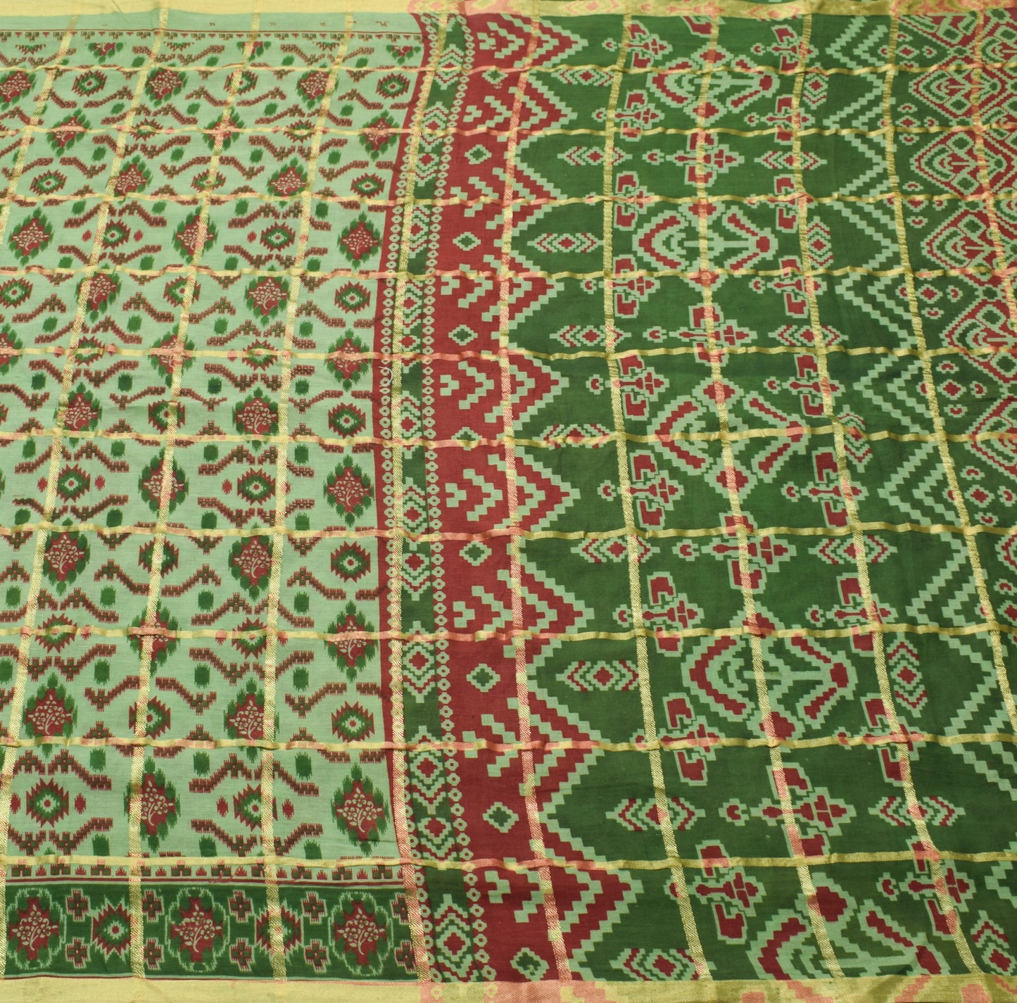 Sushila Vintage Green Saree 100% Pure Cotton Woven Floral Soft Sari Fabric