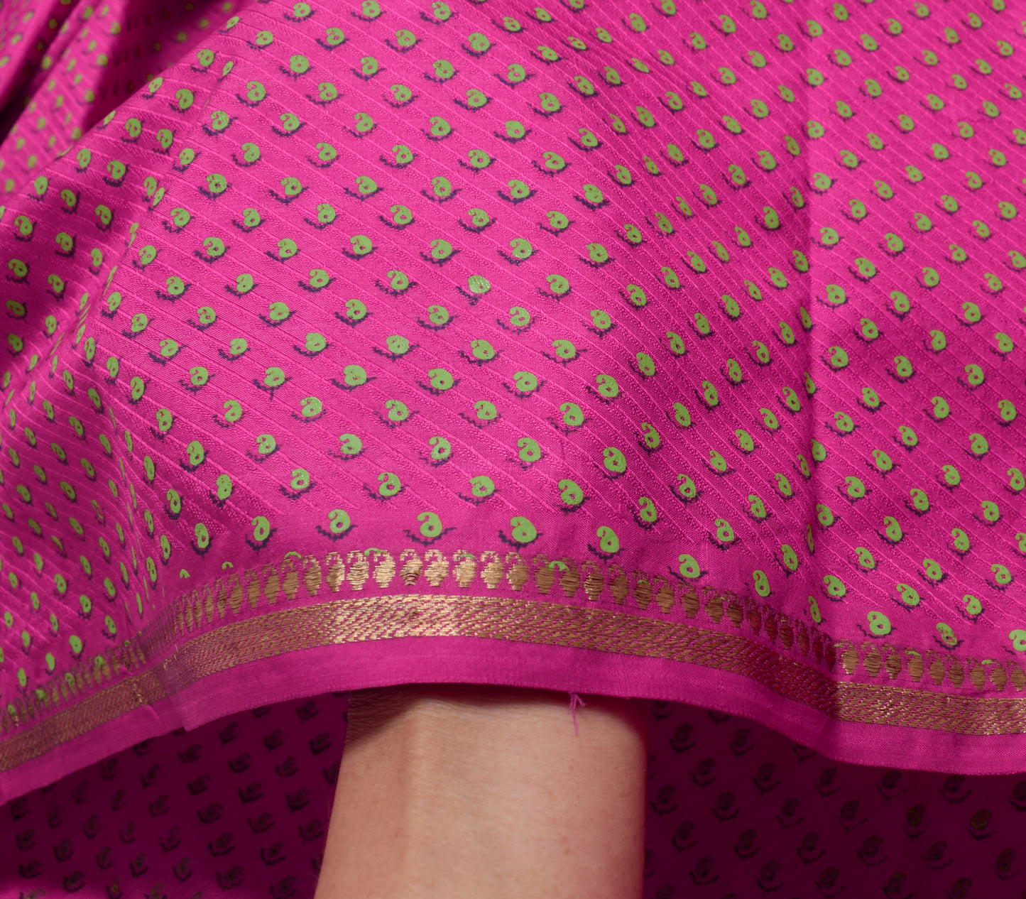 Sushila Vintage Magenta Saree 100% Pure Silk Paisley Printed Sari Craft Fabric