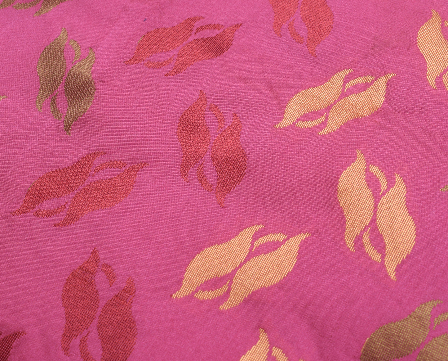Sushila Vintage Indian Pink Saree Blend Silk All Over Woven Sari Craft  Fabric