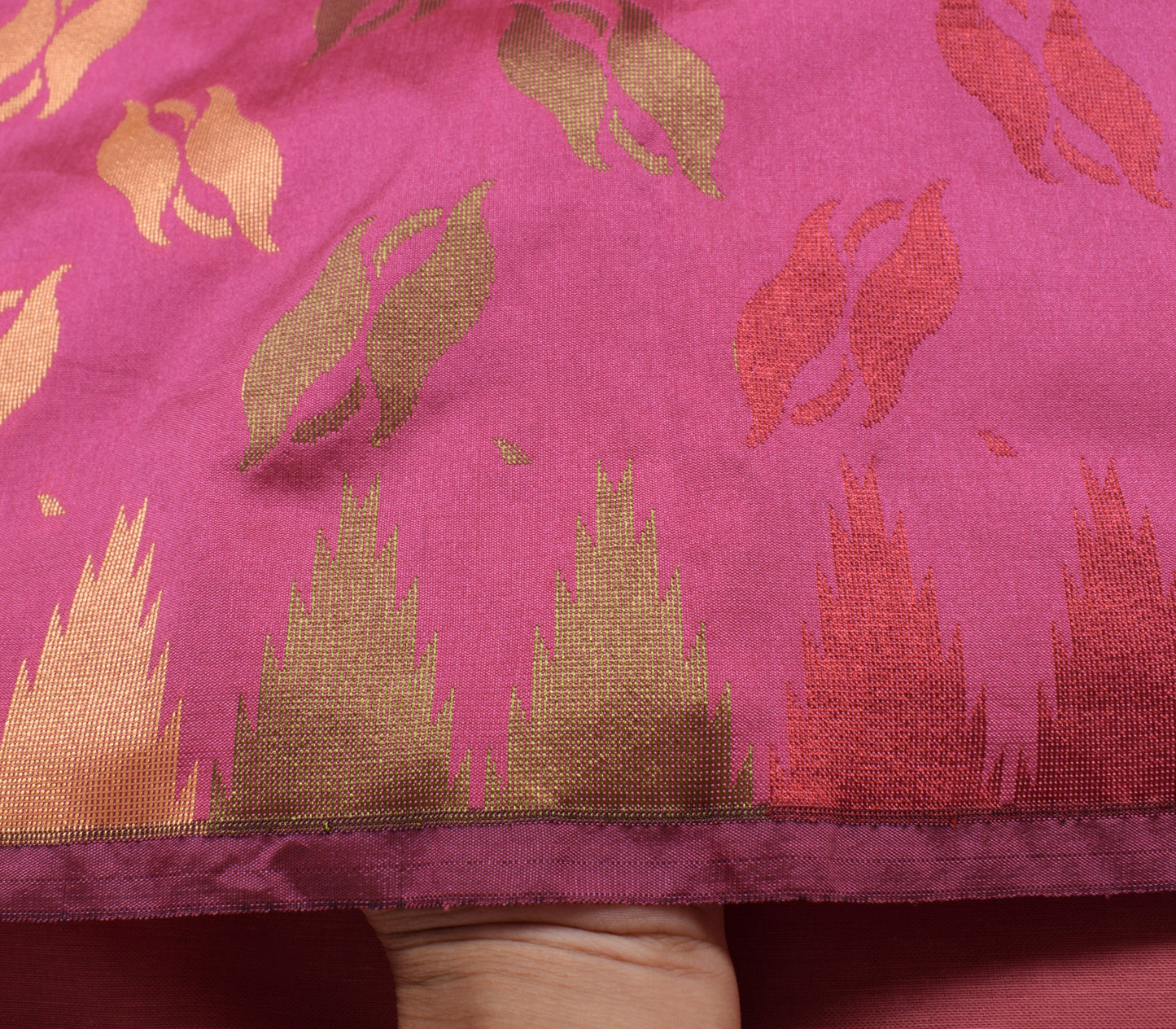 Sushila Vintage Indian Pink Saree Blend Silk All Over Woven Sari Craft  Fabric