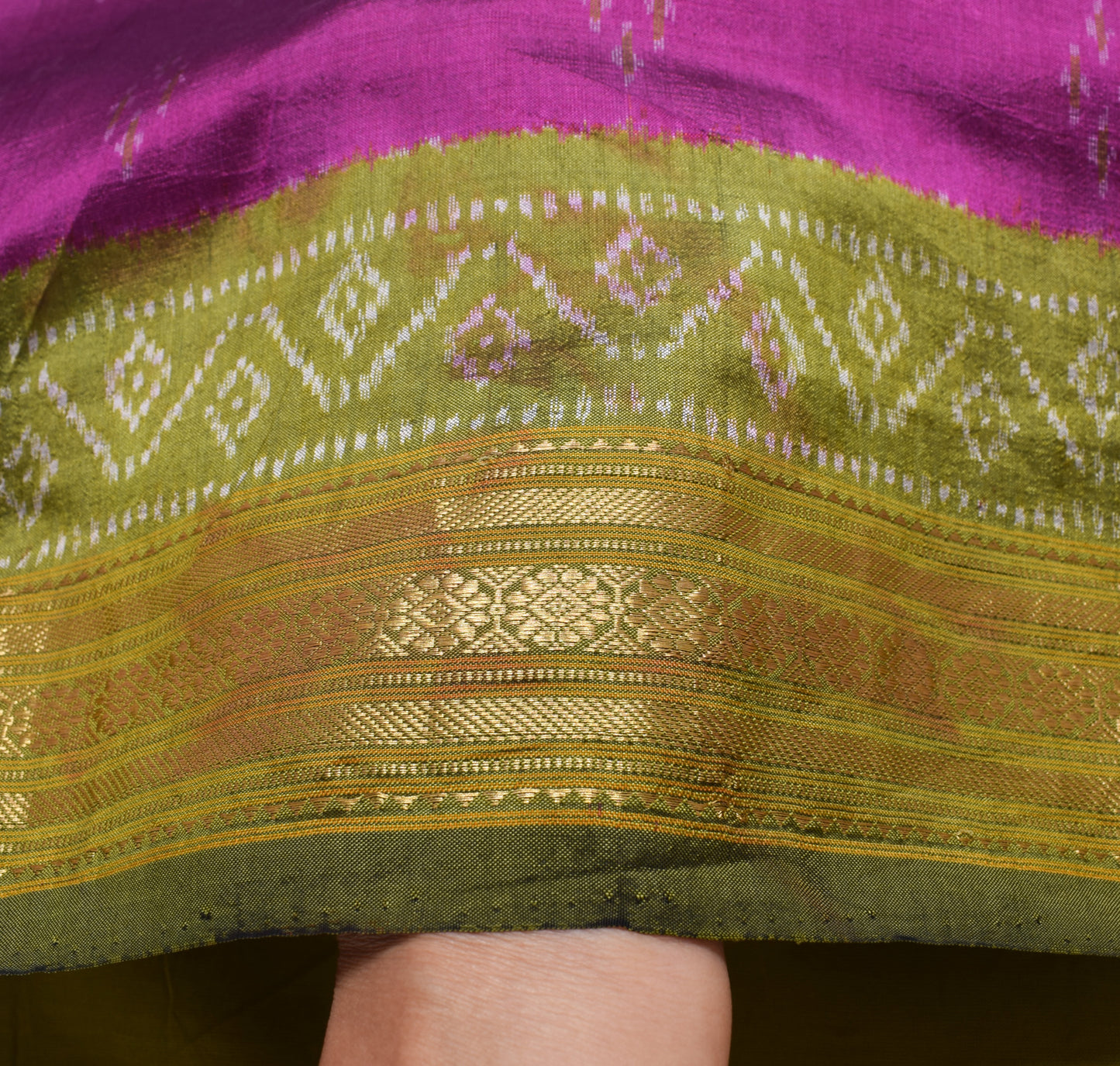 Sushila Vintage Purple Saree Pure Silk Hand Woven Ikat Patola Sari Craft Fabric