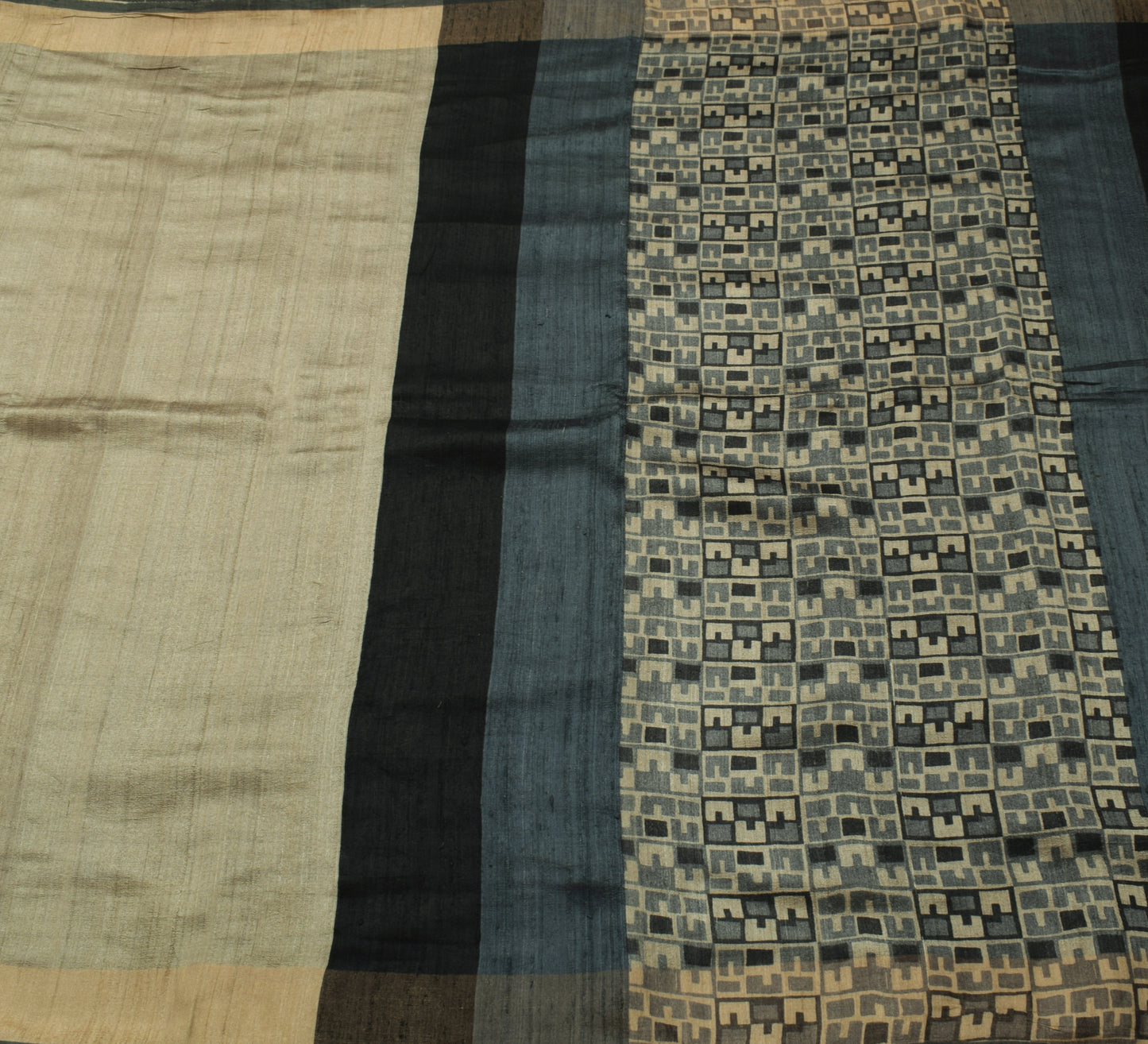 Sushila Vintage Gray Indian Saree 100% Pure Woolen Woven Sari 5 YD Craft Fabric