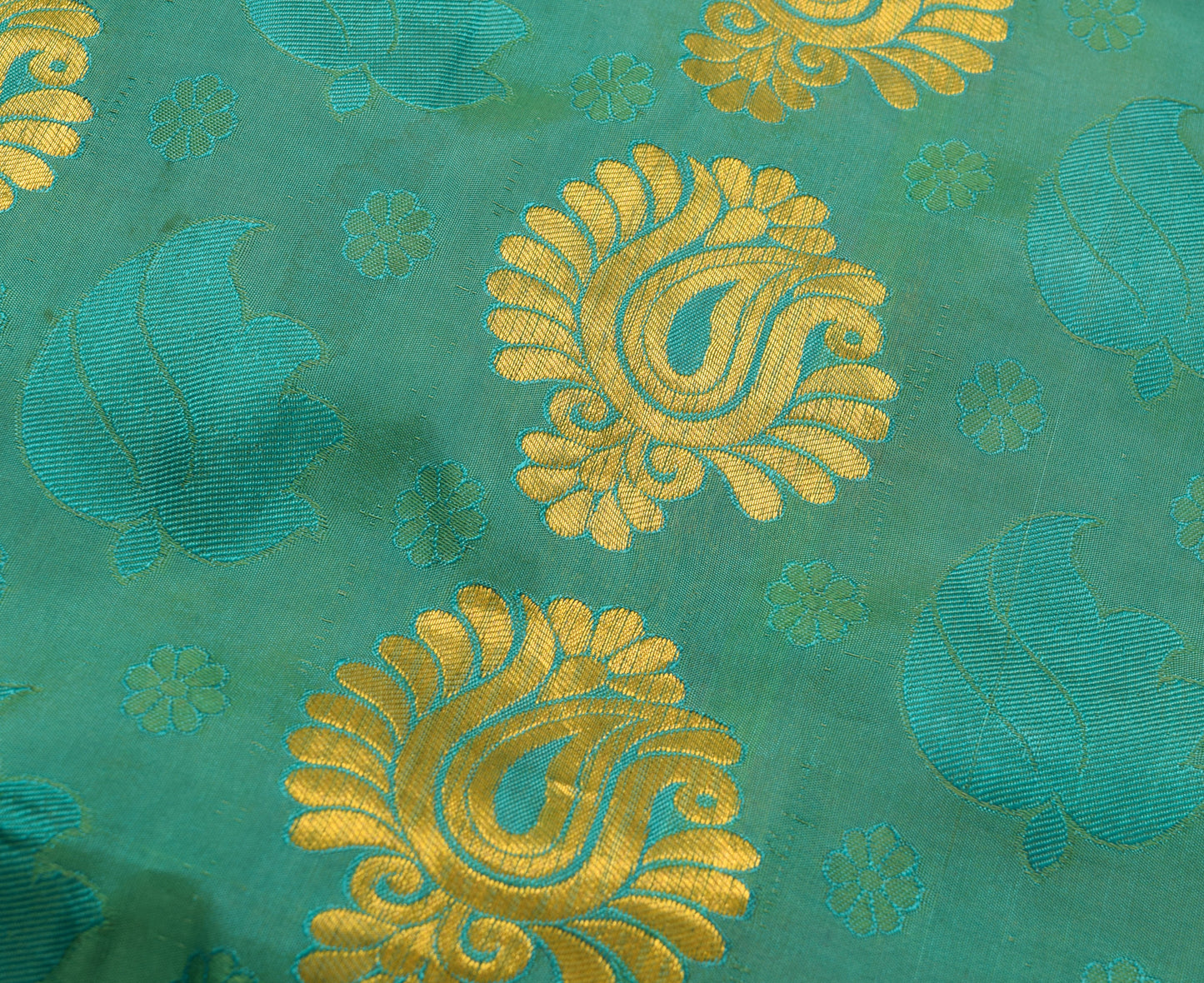 Sushila Vintage Green Kanjivaram saree Art Silk Woven Zari Motifs Sari Craft Fabric