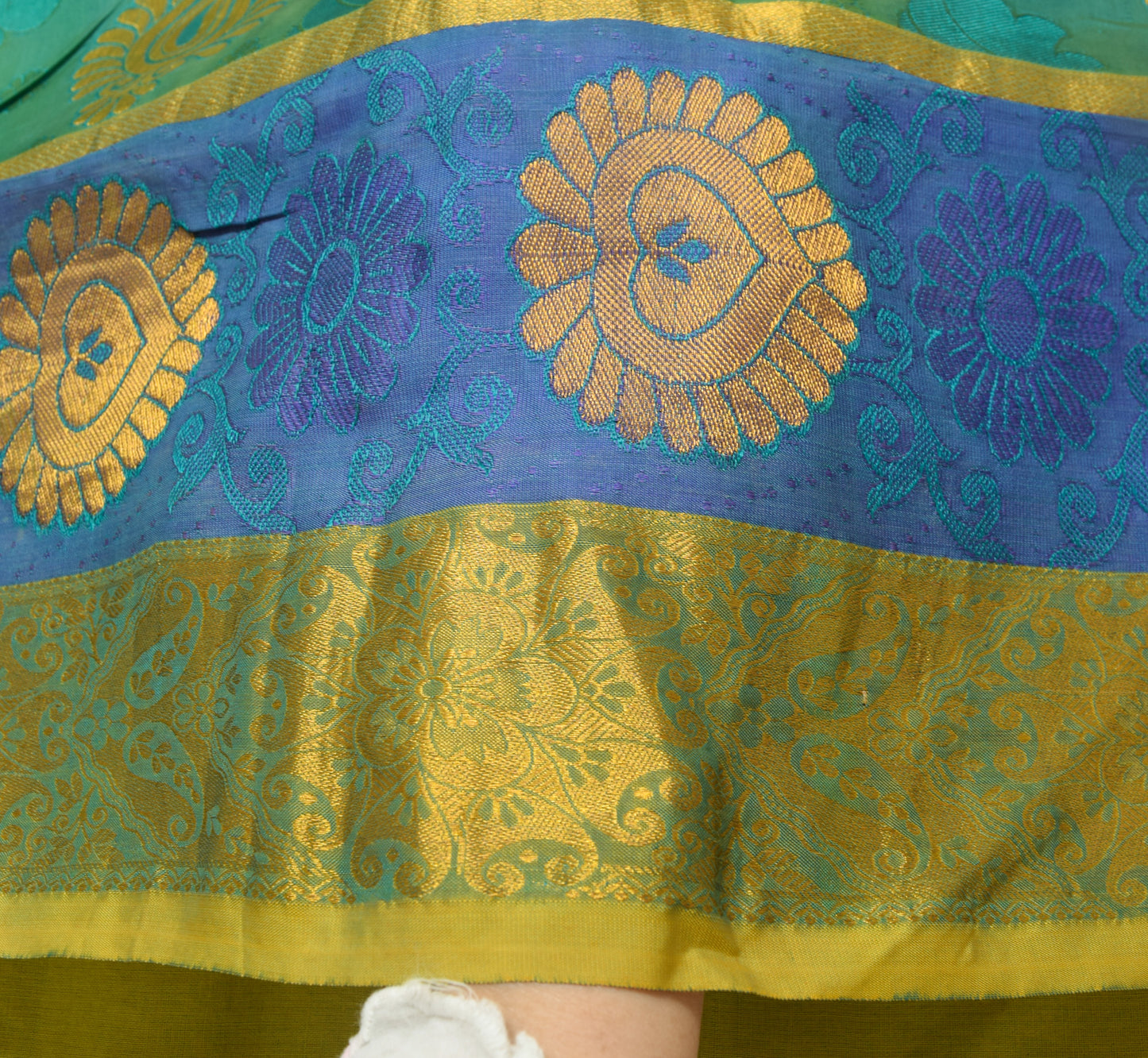 Sushila Vintage Green Kanjivaram saree Art Silk Woven Zari Motifs Sari Craft Fabric