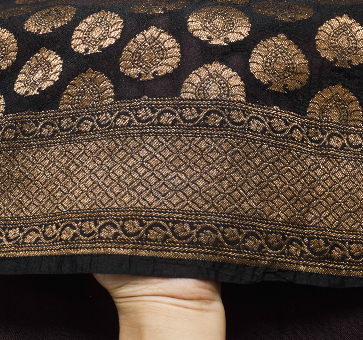 Sushila Vintage Banarasi Zari Brocade Saree Art Silk Floral Party Wear Black Sari Fabric