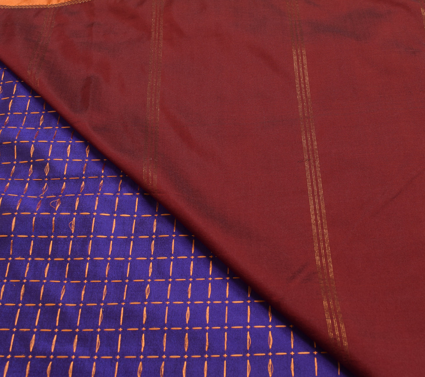Sushila Vintage Purple Woven Saree Silk Blend Sari with Contrast Border Fabric