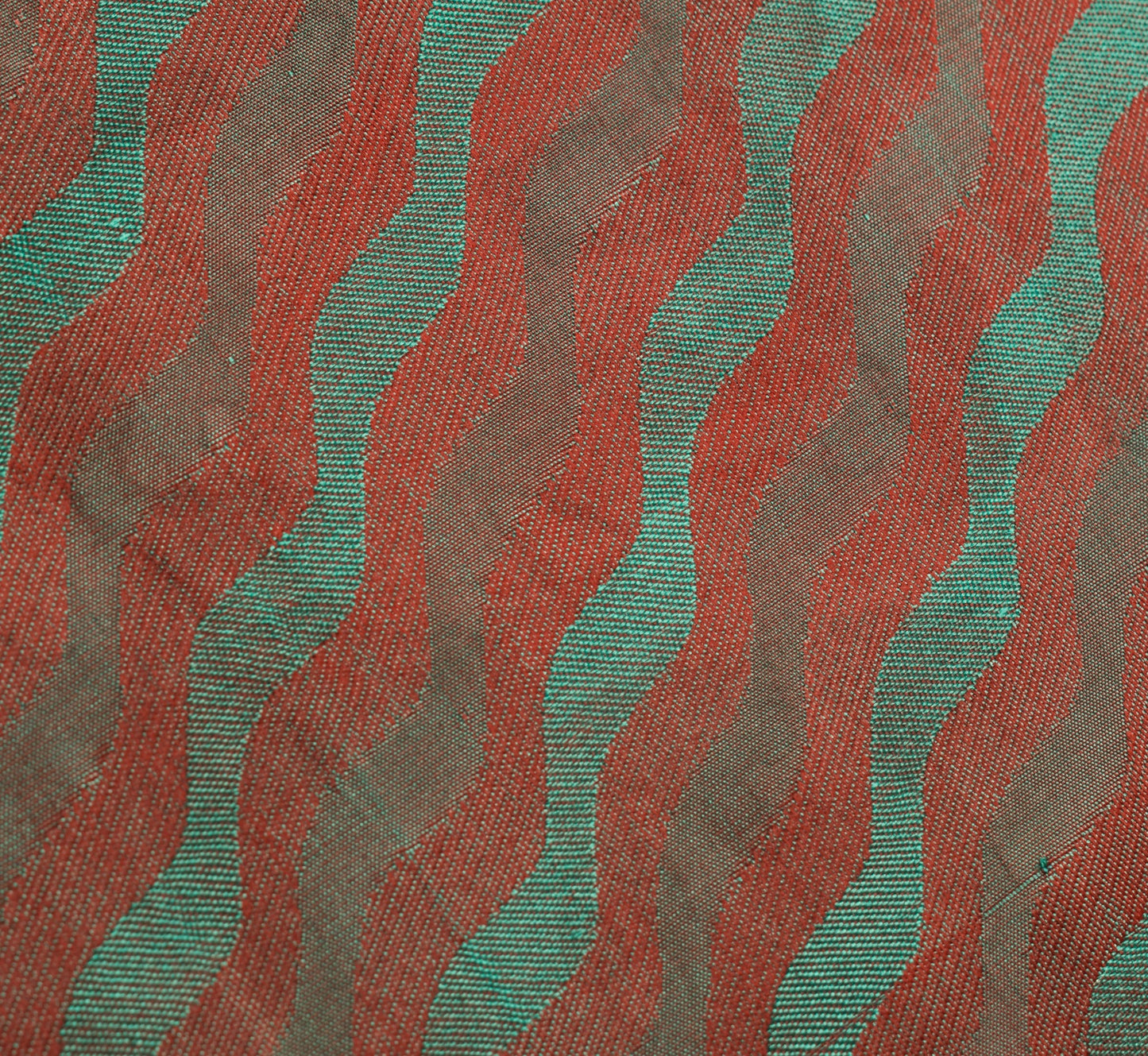 Sushila Vintage Pure Kanchipuram Silk Saree Laheriya Woven Maroon Sari Fabric