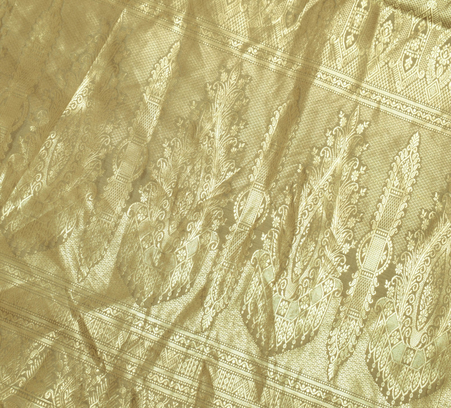 Sushila Vintage Green Pure Silk Saree Zari Brocade Sari with Blouse Fabric