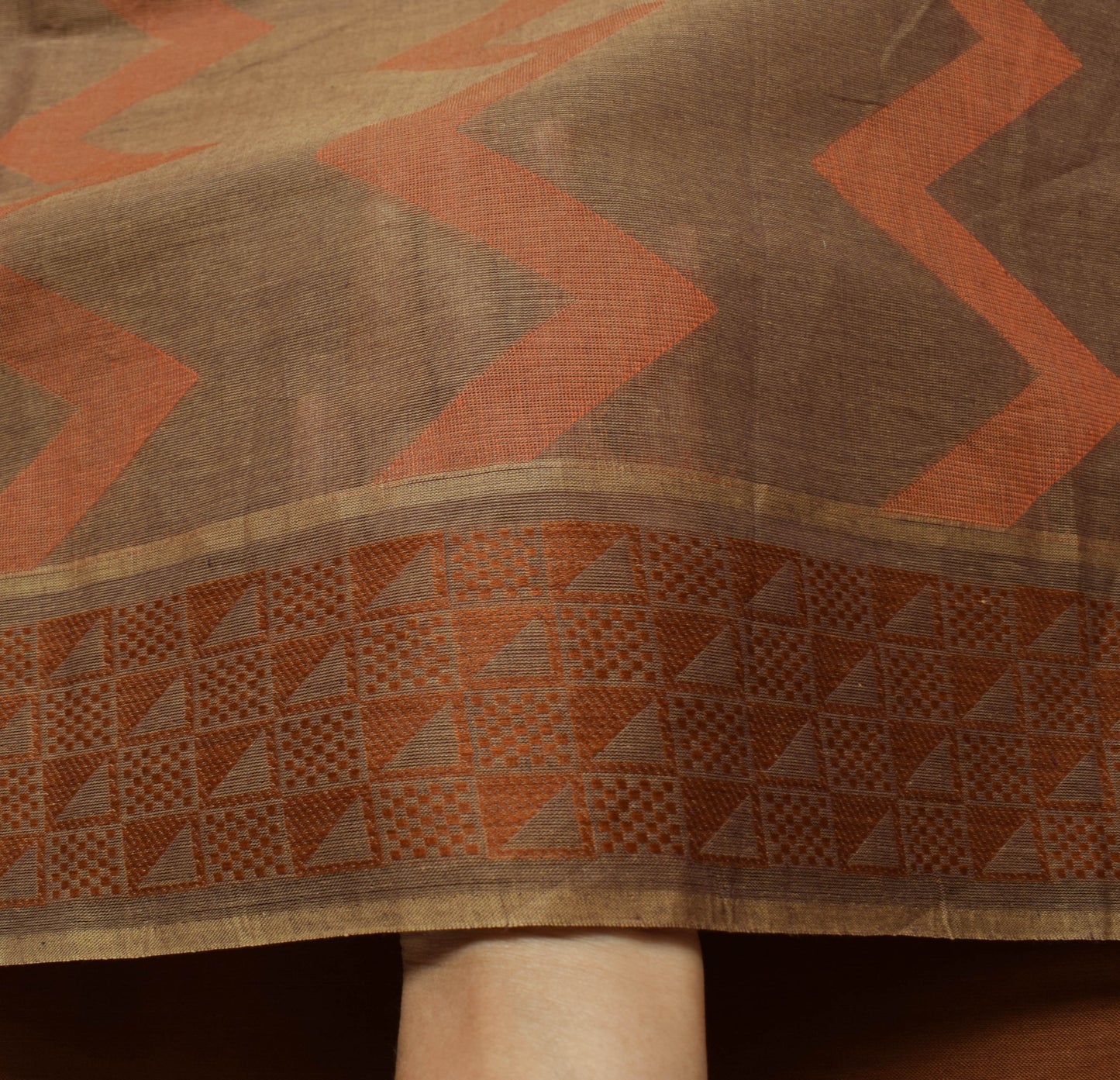 Sushila Vintage Brown 100% Pure Cotton Saree Zig-Zag Woven Sari Craft 5YD Fabric