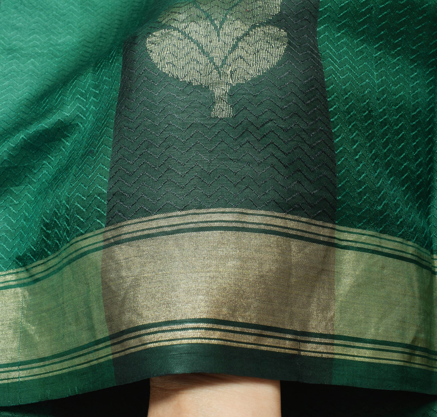 Sushila Vintage Dark Green 100% Pure Silk Saree Woven Floral Soft Sari Fabric