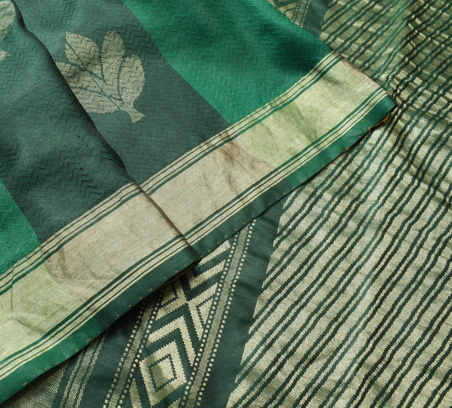 Sushila Vintage Dark Green 100% Pure Silk Saree Woven Floral Soft Sari Fabric