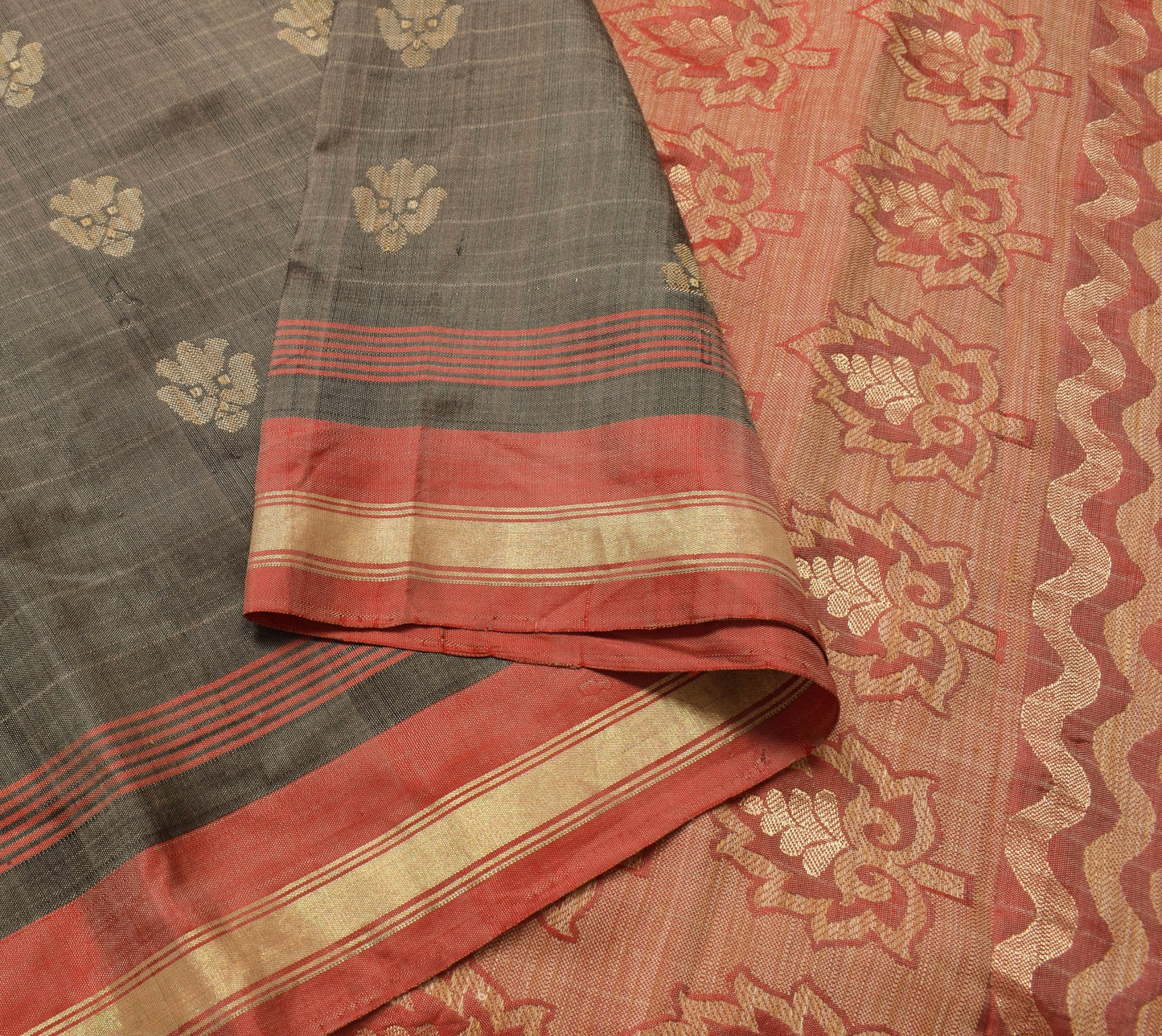 Sushila Vintage Black Dual Tone Saree Pure Silk Floral Woven Soft Sari Fabric