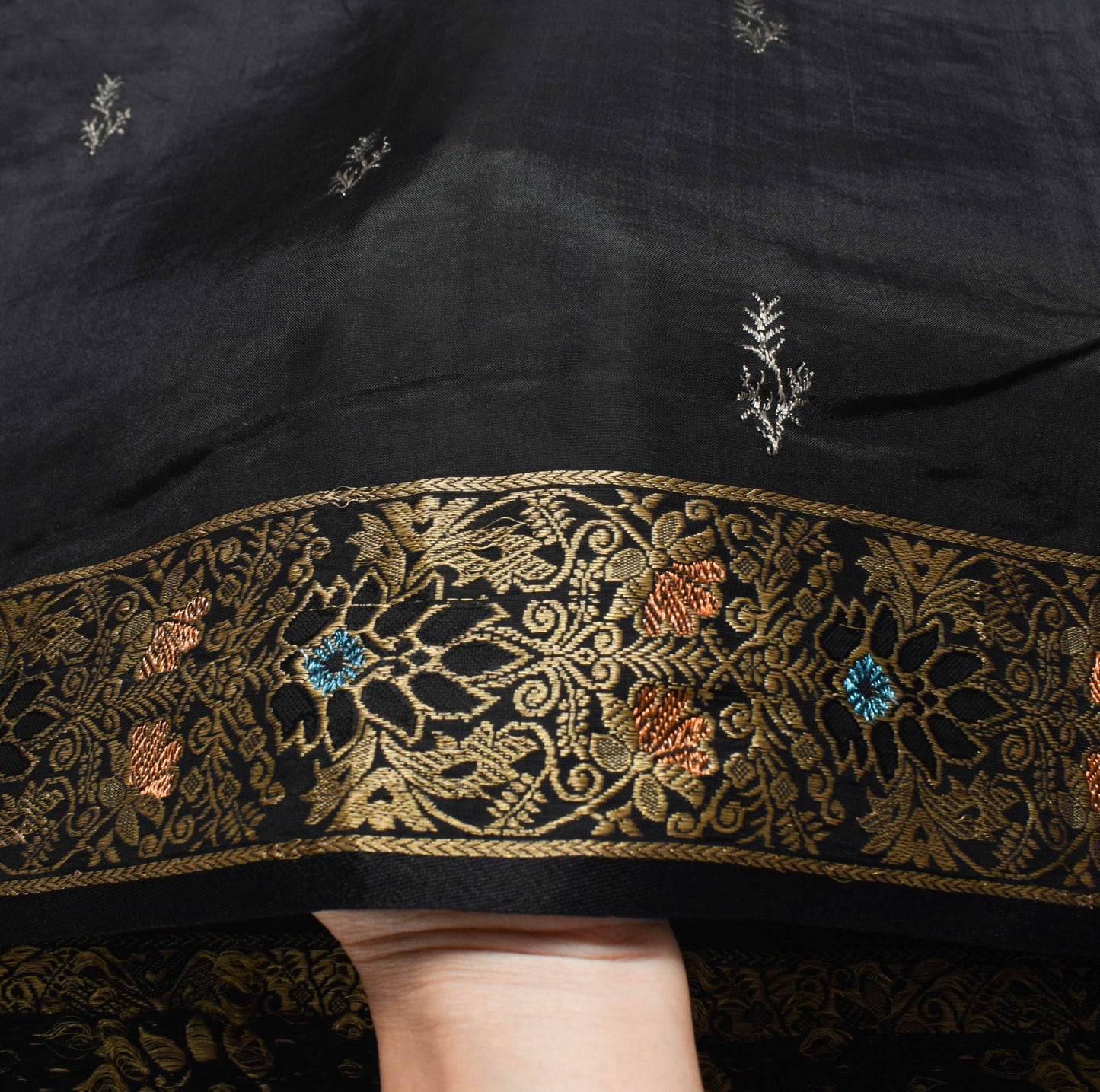 Sushila Vintage Black Zari Brocade Saree 100% Pure Silk Soft Floral Sari Fabric