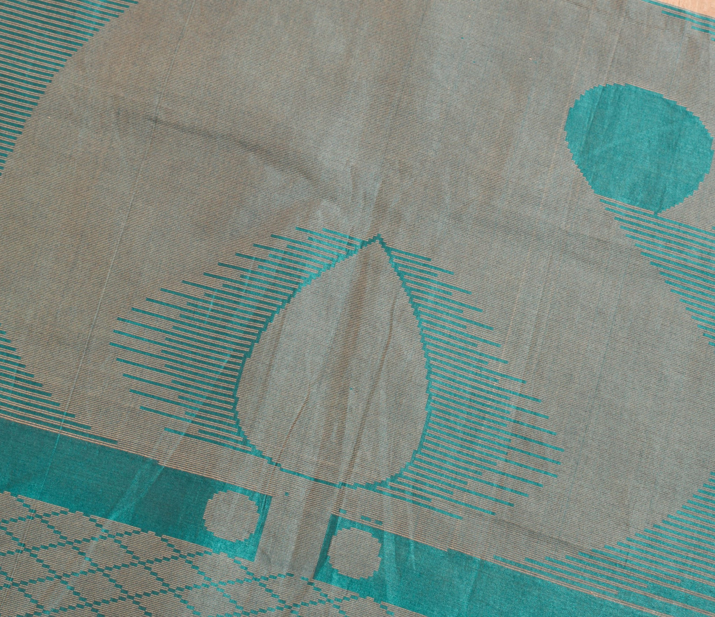 Sushila Vintage Beige Saree 100% Pure Silk Paisley Woven Traditional Sari Fabric