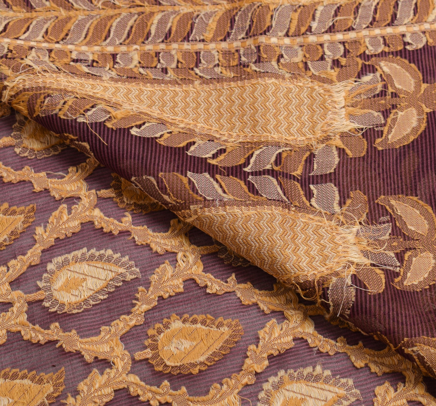 Sushila Vintage Purple Saree 100% Pure Cotton Paisley Resham Woven  Sari Fabric