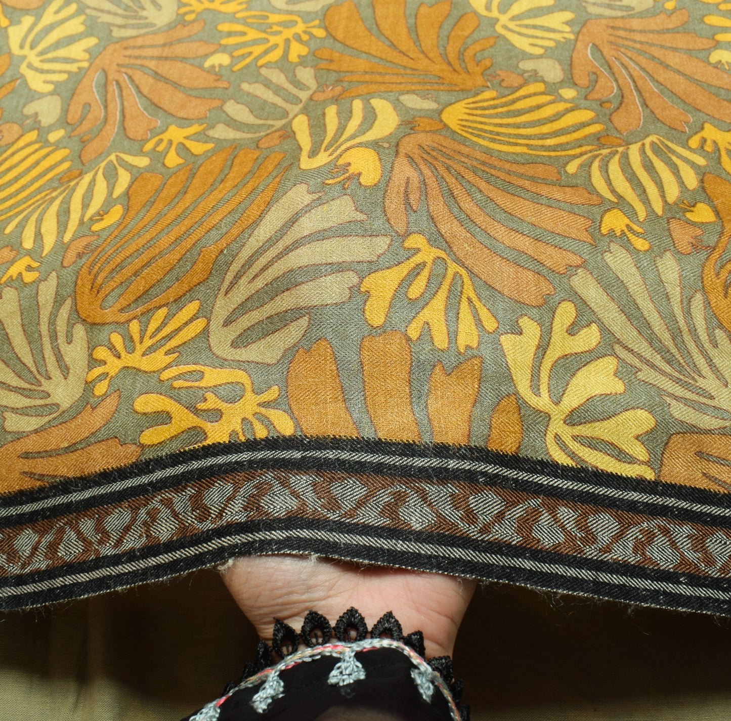 Sushila Vintage Grayish Green Saree Pure Woolen Printed Soft Branded Sari Fabric