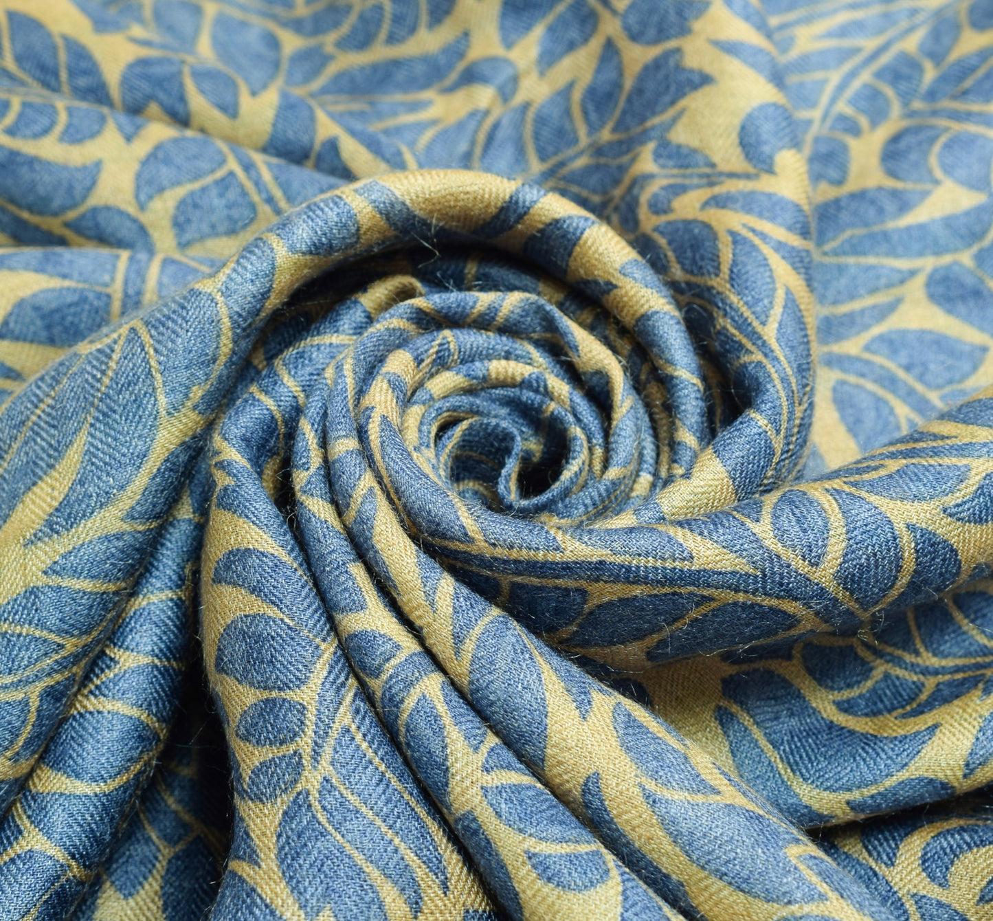 Sushila Vintage Floral Cream Saree 100%Pure Woolen Soft Printed Sari Warm Fabric