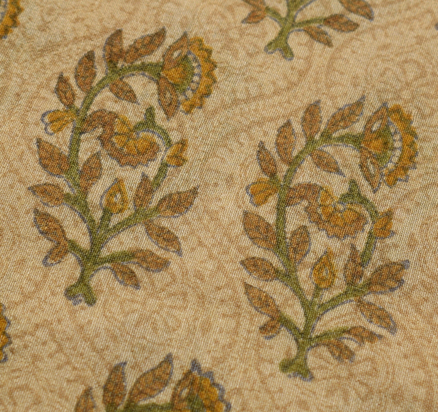 Sushila Vintage Cream Saree 100% Pure Woolen Floral Printed Sari Warm Fabric