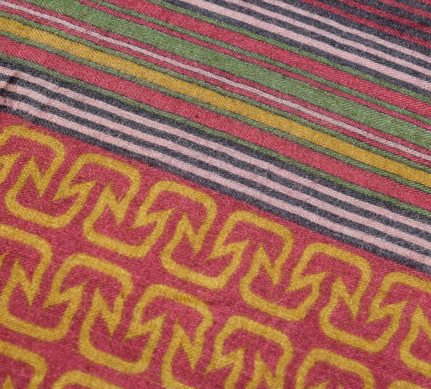 Sushila Vintage Mustard Saree 100% Pure Woolen Printed Warm Sari Soft 5YD Fabric