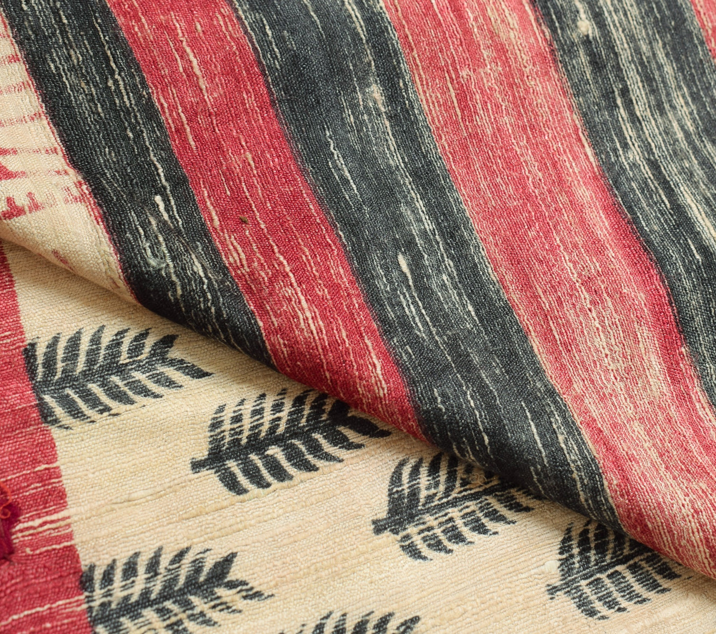 Sushila Vintage Pure Khadi Silk Saree Cream Printed & Woven Handloom Sari Fabric