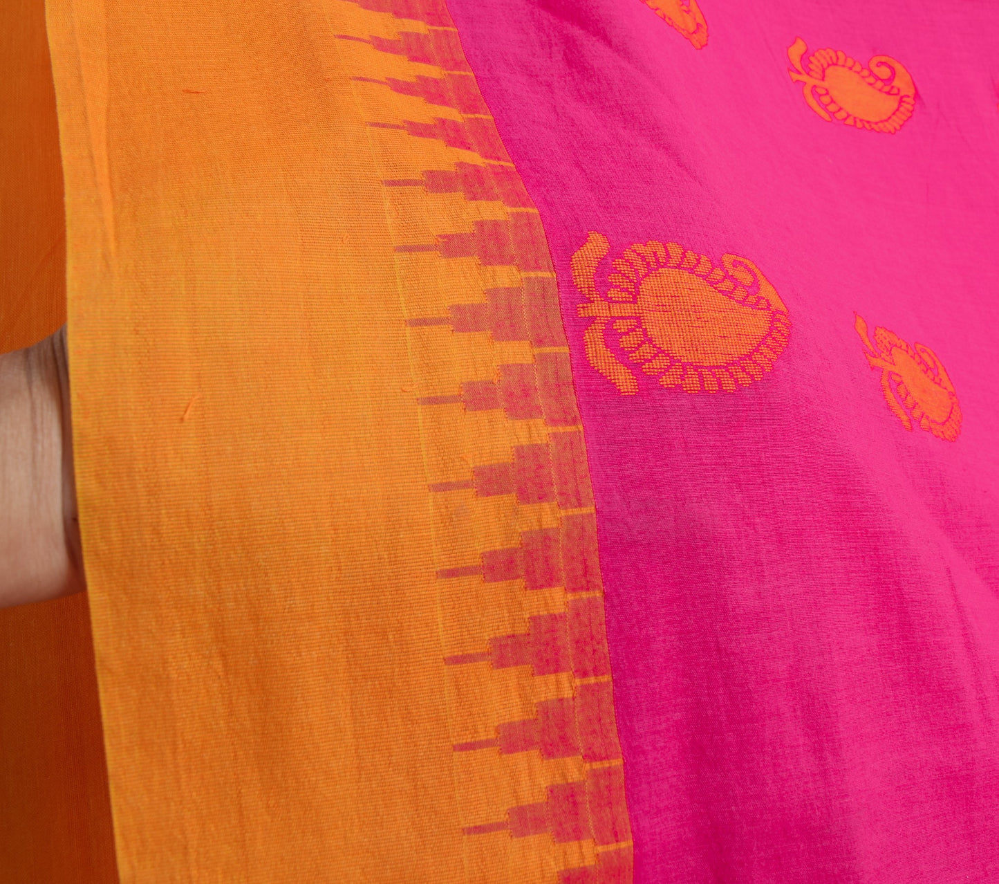Sushila Vintage Magenta Saree 100% Pure Cotton Paisley Woven Soft Sari Fabric