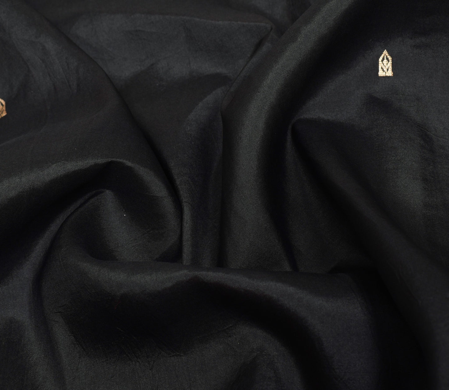Sushila Vintage Heavy Sarees Pure South Silk Zari Brocade Zari Sari Black Fabric