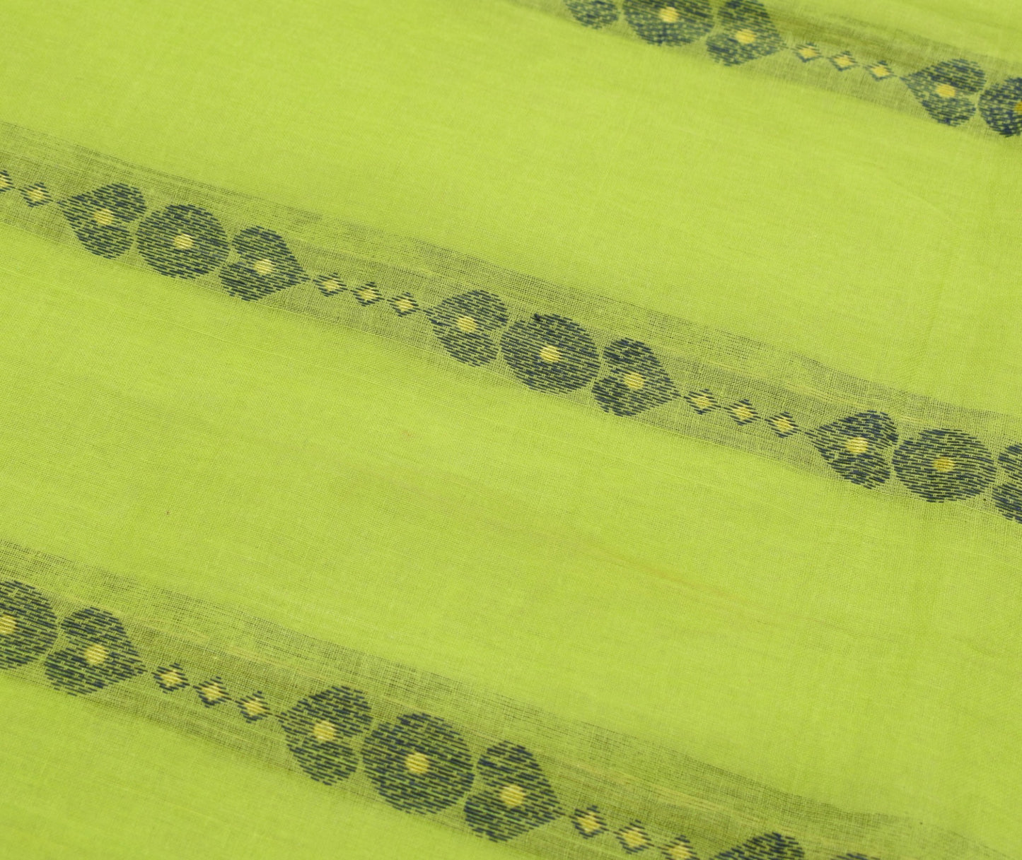 Sushila Vintage Traditional Bengal Sari Woven Handloom Cotton Green Saree Fabric