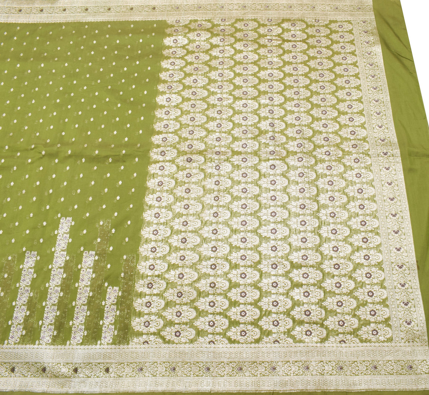 Sushila Vintage Banarasi/Broacde Saree Pure Cotton Silk Green HEAVY Sari Fabric