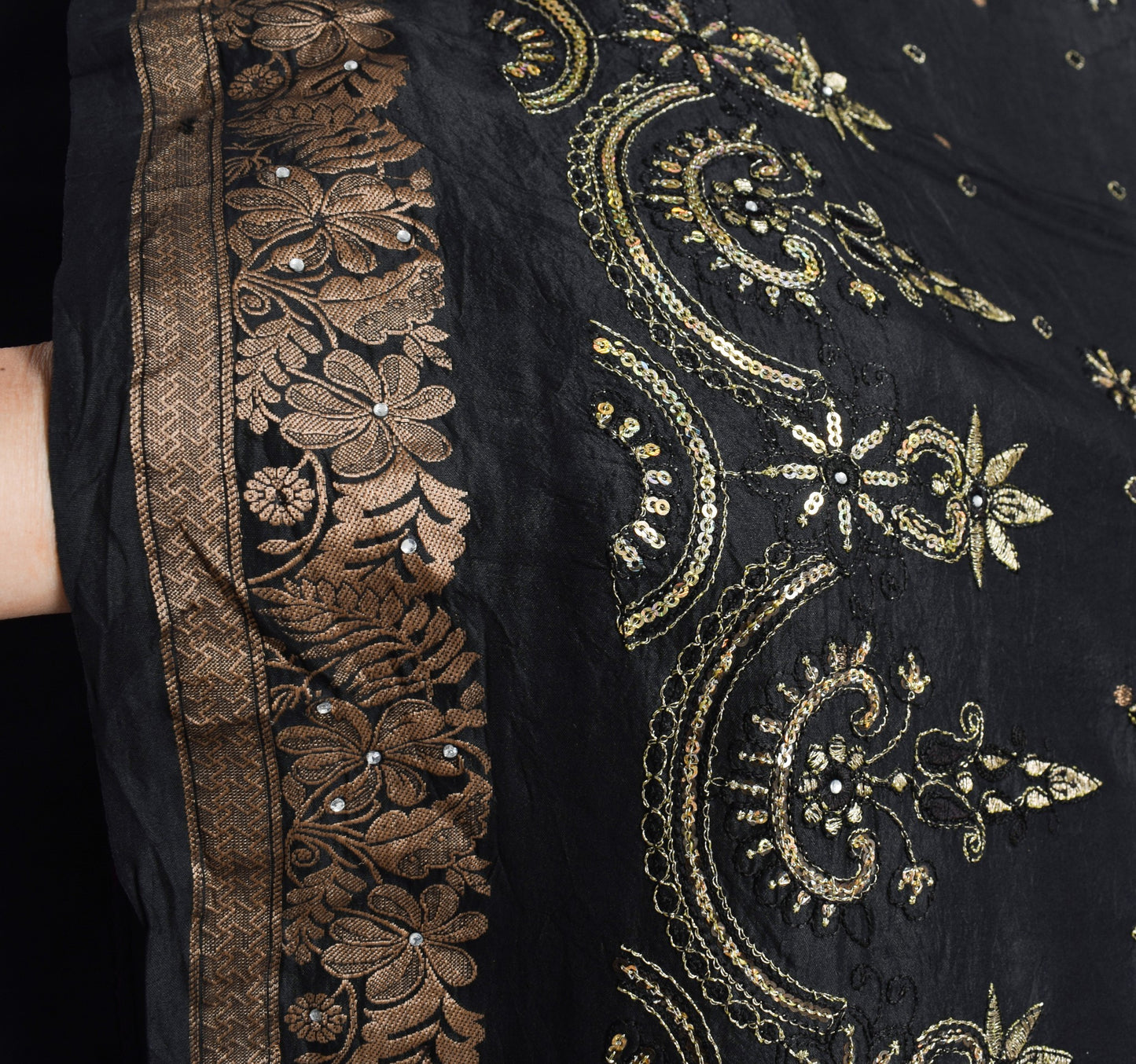 Sushila Vintage HEAVY Black Saree Pure South Silk Floral Brocade Zari Sari Fabri