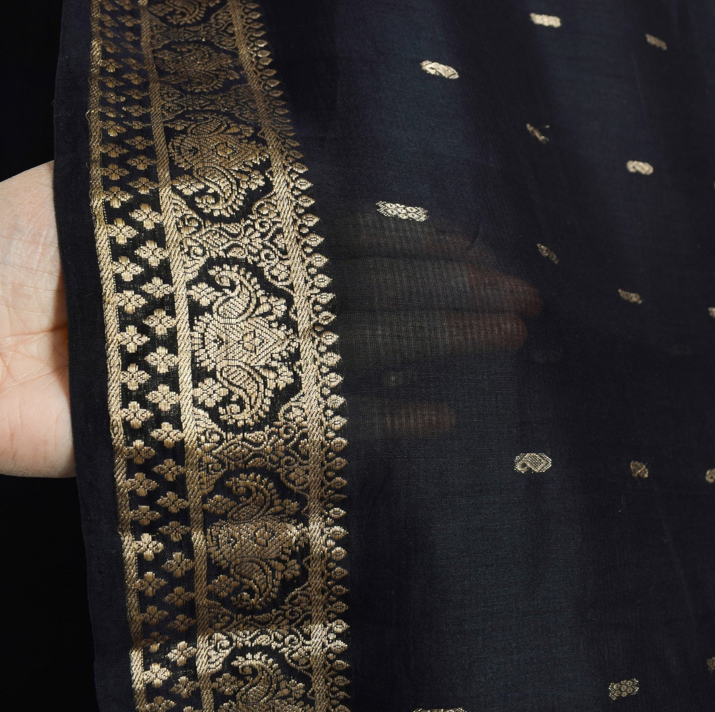 Sushila Vintage Zari Brocade Saree Pure Cotton HEAVY Traditional Sari Fabric