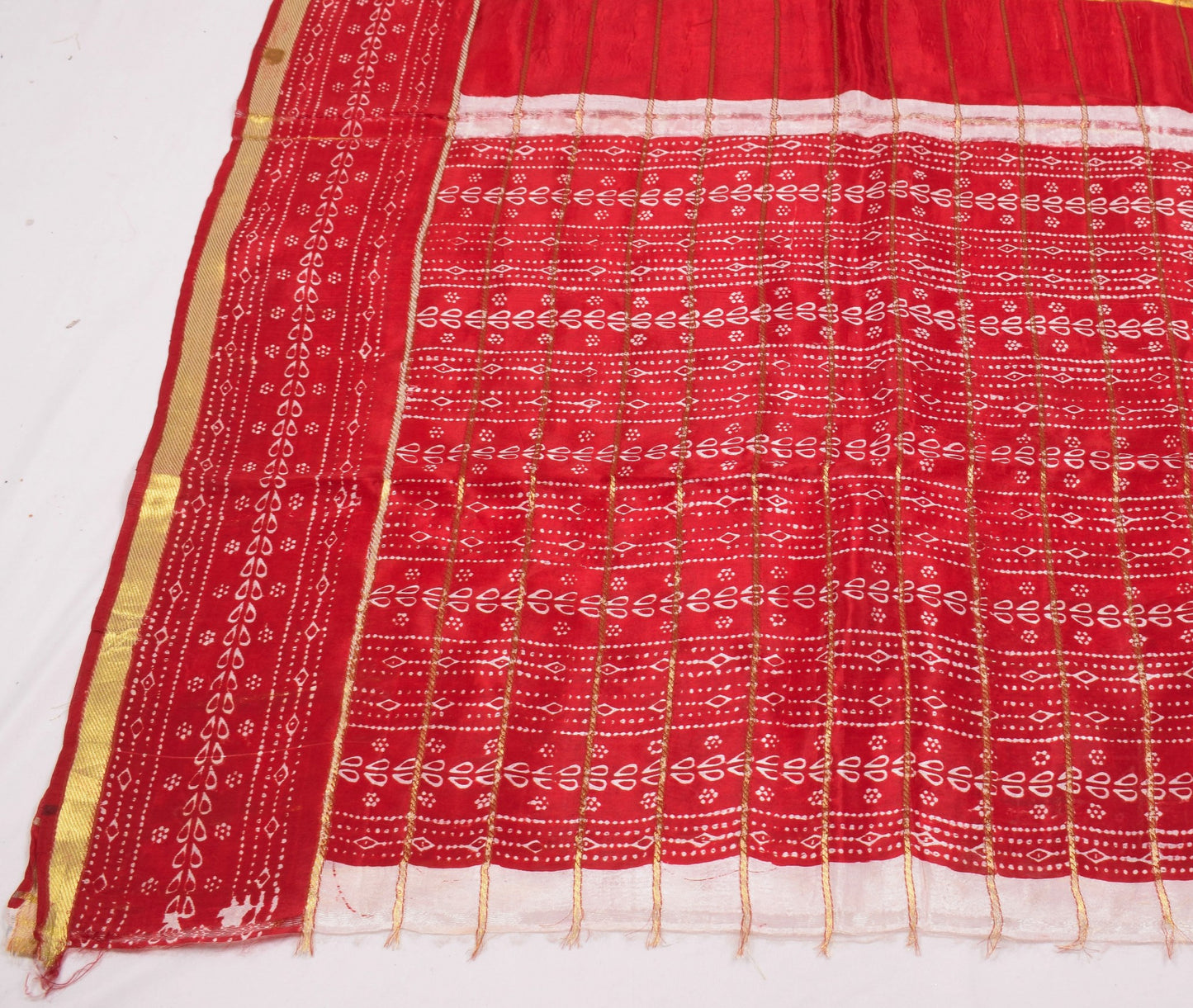 Sushila Vintage Red Bandhani Saree Pure Silk Zari Woven Sari with Blouse Fabric